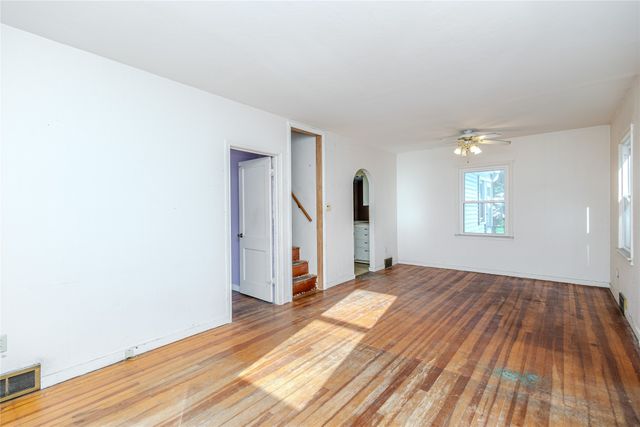 2602 50th St Street, Des Moines, IA 50310