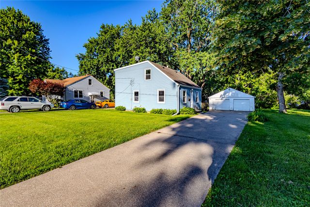 2602 50th St Street, Des Moines, IA 50310