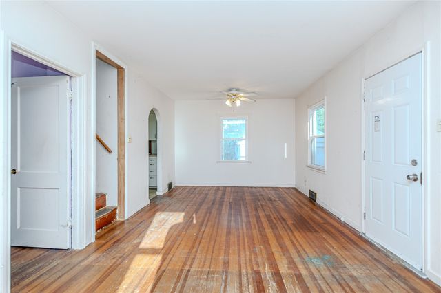 2602 50th St Street, Des Moines, IA 50310