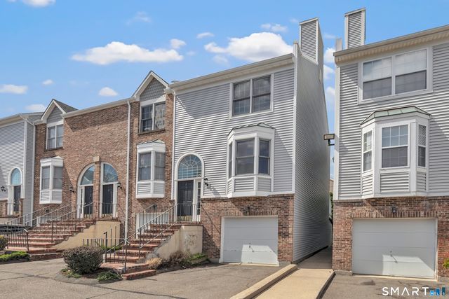 2612 North Avenue F9, Bridgeport, CT 06604