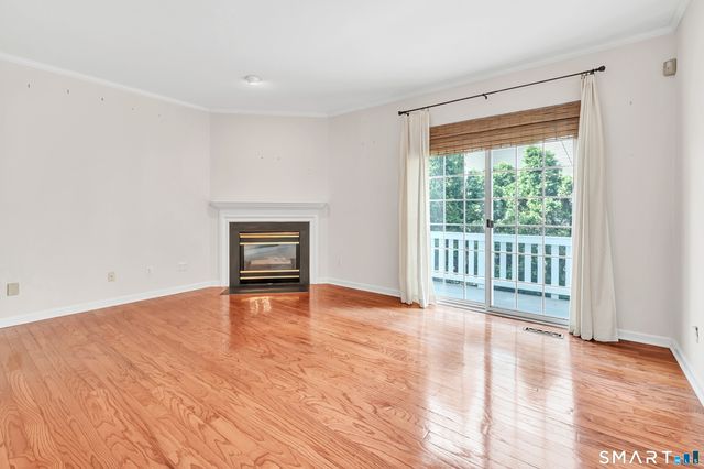 2612 North Avenue F9, Bridgeport, CT 06604