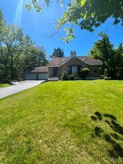 4533 Broad Road, Onondaga, NY 13215