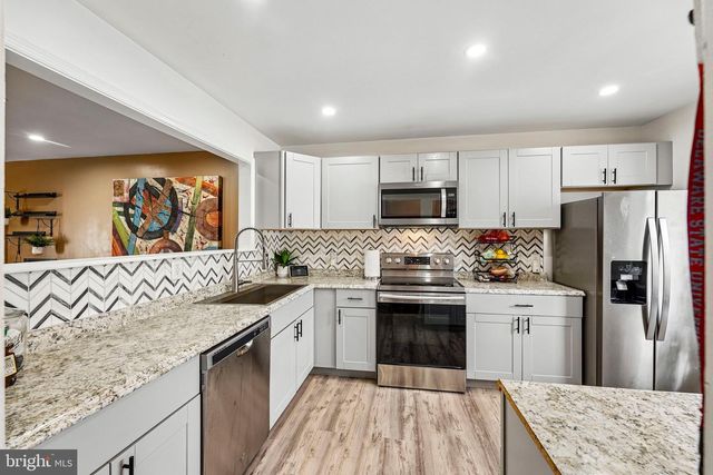 129 CANNONBALL LN, Newark, DE 19702