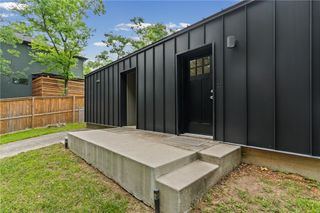 560 N Fallin Avenue, Fayetteville, AR 72701