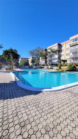 406 NW 68th Ave 304, Plantation, FL 33317