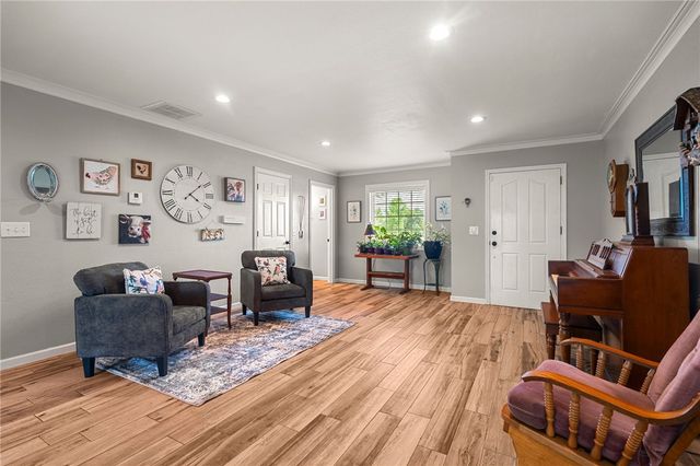 3114 W Collum Lane, Alma, AR 72921