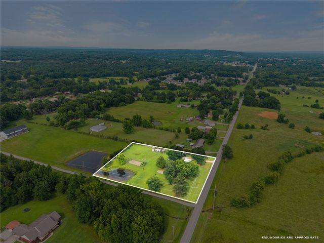 3114 W Collum Lane, Alma, AR 72921