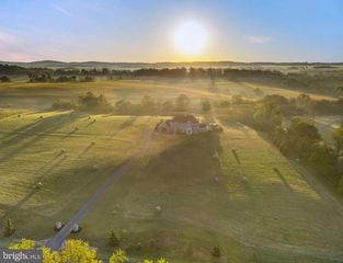 15124 OMEGA CT, Waterford, VA 20197