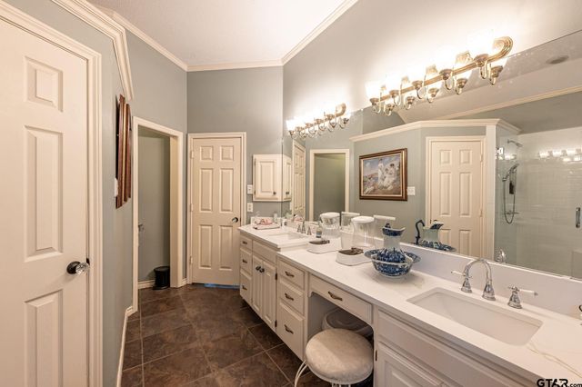 3602 Rock Creek Dr, Tyler, TX 75707