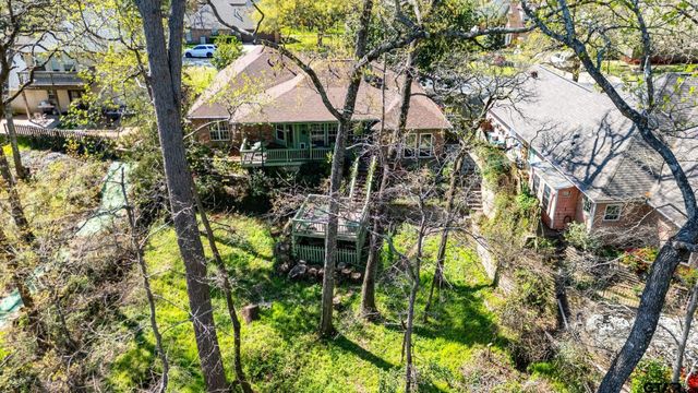 3602 Rock Creek Dr, Tyler, TX 75707