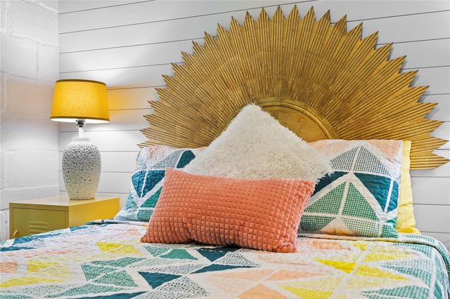 1305 S BERMUDA BOULEVARD A, Tampa, FL 33605