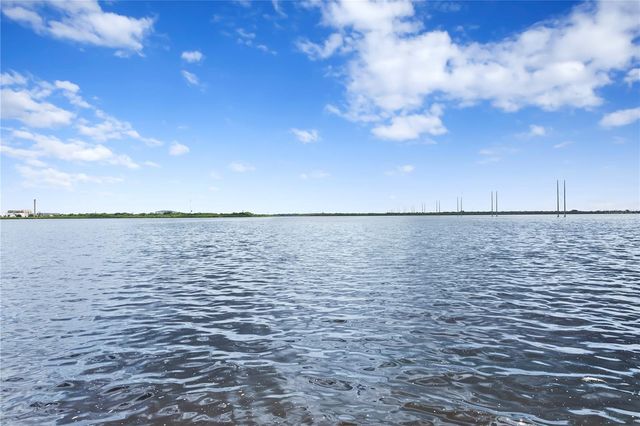 1305 S BERMUDA BOULEVARD A, Tampa, FL 33605