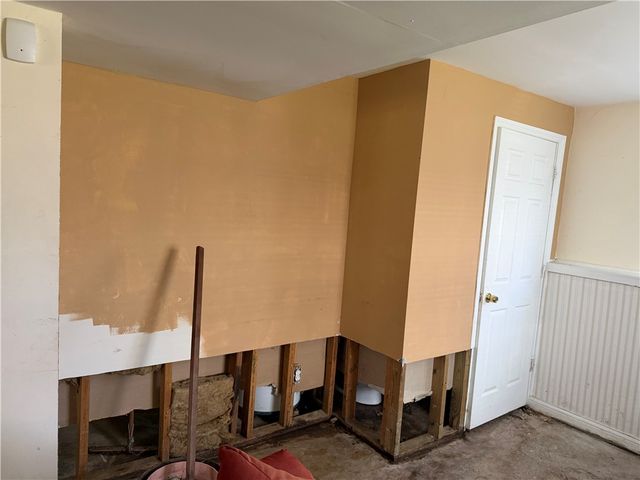 1492 Kingsbury Drive, Forest Park, OH 45240