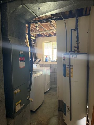 1492 Kingsbury Drive, Forest Park, OH 45240