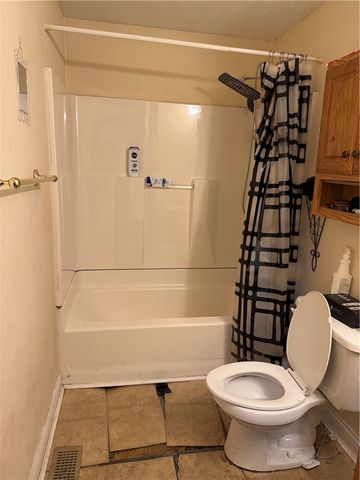 1492 Kingsbury Drive, Forest Park, OH 45240