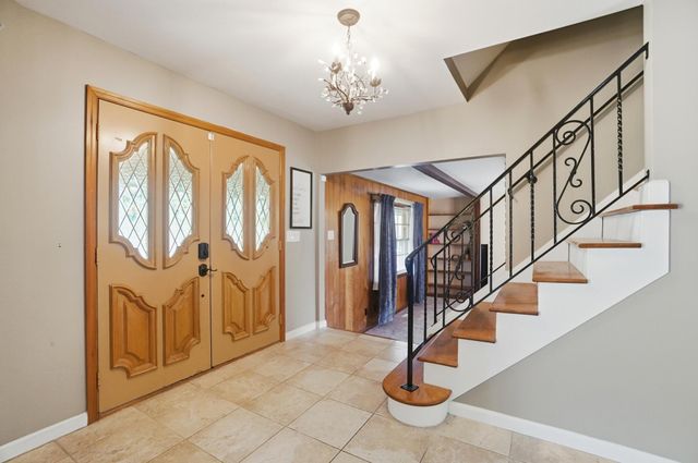 917 White Oak Drive 917 White Oak Drive, Springfield, OH 45504