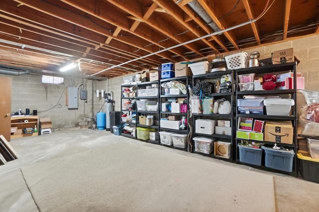 917 White Oak Drive 917 White Oak Drive, Springfield, OH 45504