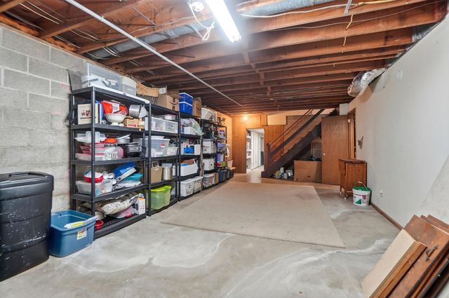 917 White Oak Drive 917 White Oak Drive, Springfield, OH 45504