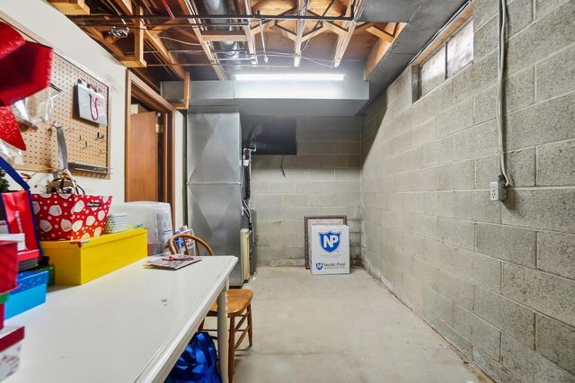 917 White Oak Drive 917 White Oak Drive, Springfield, OH 45504