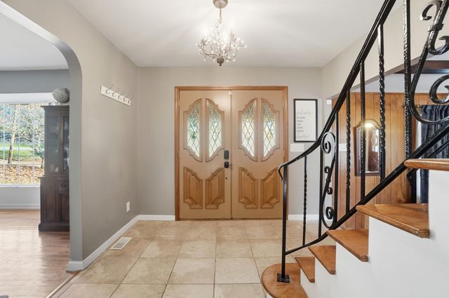 917 White Oak Drive 917 White Oak Drive, Springfield, OH 45504