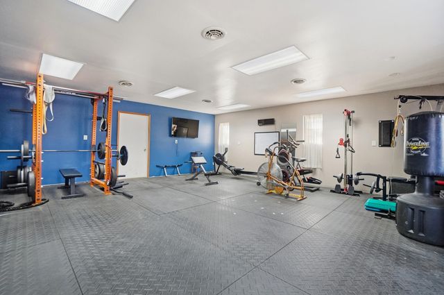 917 White Oak Drive 917 White Oak Drive, Springfield, OH 45504