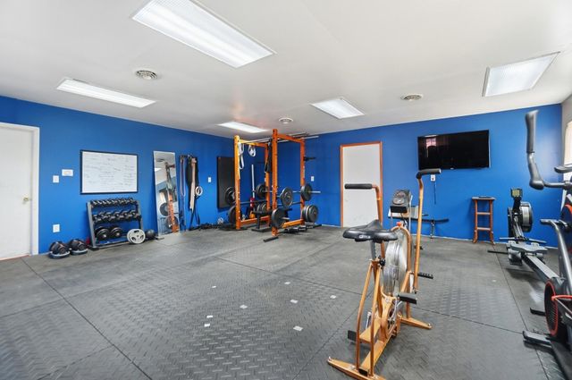 917 White Oak Drive 917 White Oak Drive, Springfield, OH 45504