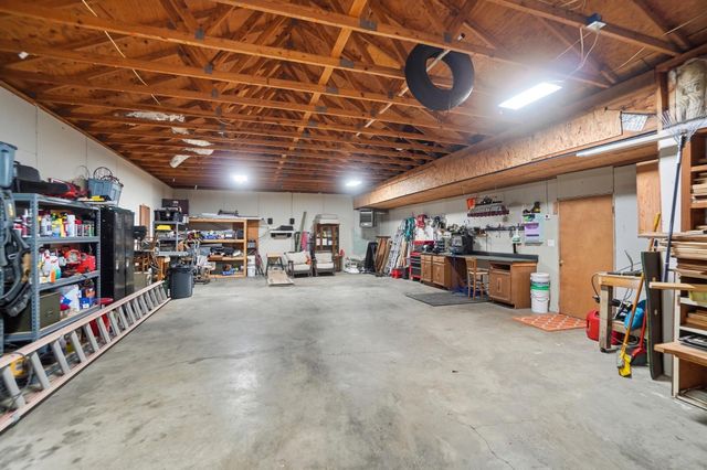 917 White Oak Drive 917 White Oak Drive, Springfield, OH 45504