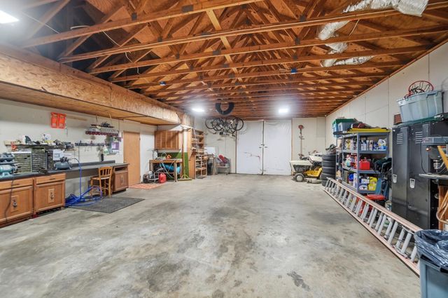 917 White Oak Drive 917 White Oak Drive, Springfield, OH 45504