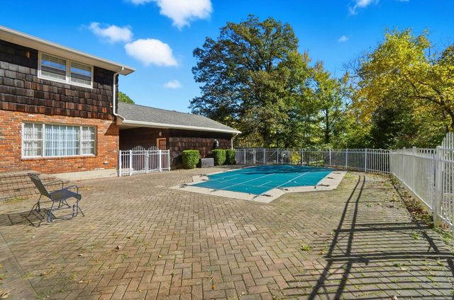 917 White Oak Drive 917 White Oak Drive, Springfield, OH 45504