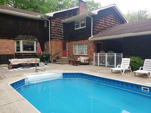 917 White Oak Drive 917 White Oak Drive, Springfield, OH 45504