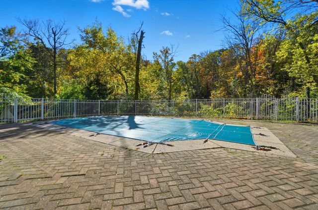 917 White Oak Drive 917 White Oak Drive, Springfield, OH 45504