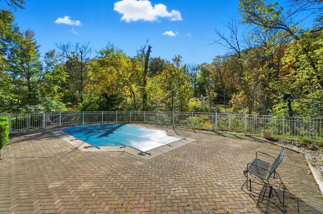 917 White Oak Drive 917 White Oak Drive, Springfield, OH 45504