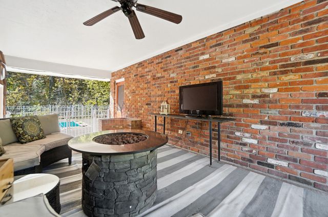 917 White Oak Drive 917 White Oak Drive, Springfield, OH 45504