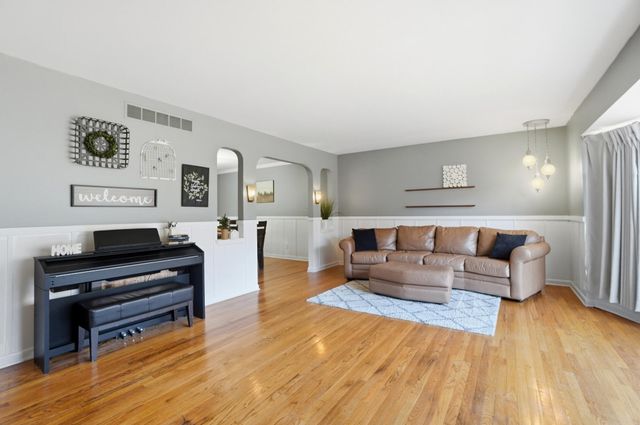 917 White Oak Drive 917 White Oak Drive, Springfield, OH 45504