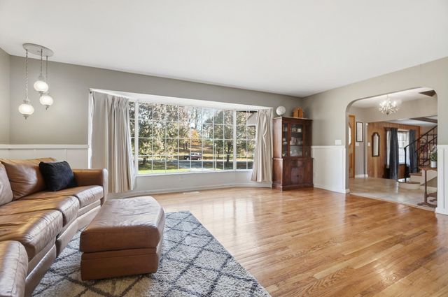 917 White Oak Drive 917 White Oak Drive, Springfield, OH 45504