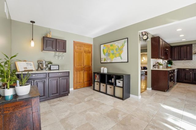 917 White Oak Drive 917 White Oak Drive, Springfield, OH 45504