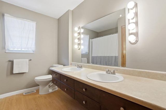 917 White Oak Drive 917 White Oak Drive, Springfield, OH 45504