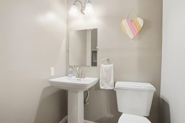 917 White Oak Drive 917 White Oak Drive, Springfield, OH 45504