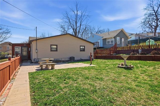 1307 Santa Fe Street, Atchison, KS 66002