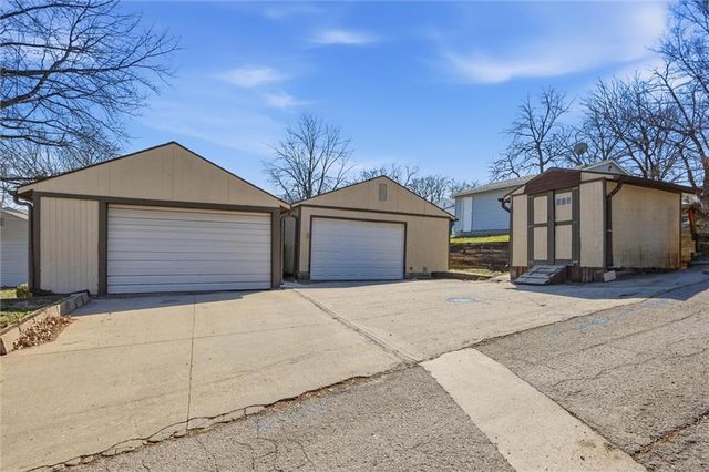 1307 Santa Fe Street, Atchison, KS 66002