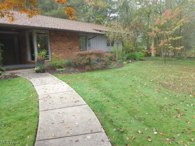 31000 Cedar Road, Pepper Pike, OH 44124