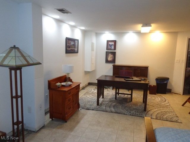 31000 Cedar Road, Pepper Pike, OH 44124