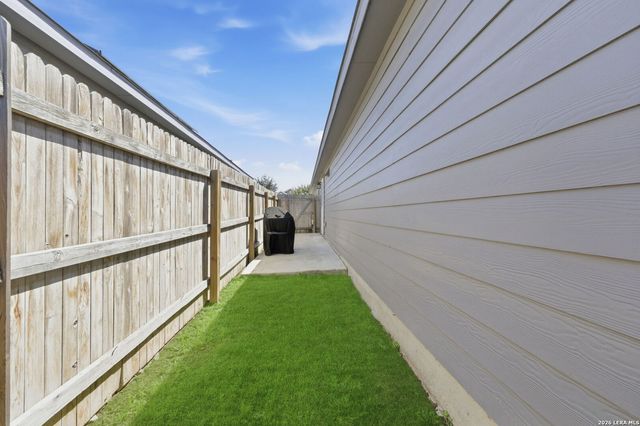 7223 Rosada Way, San Antonio, TX 78218