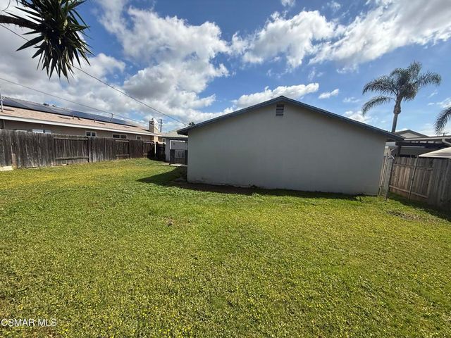 925 Utica Avenue, Ventura, CA 93004