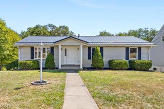 878 Donegal Drive E, Follansbee, WV 26037