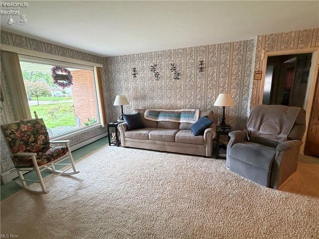 4291 Brendan Lane, North Olmsted, OH 44070