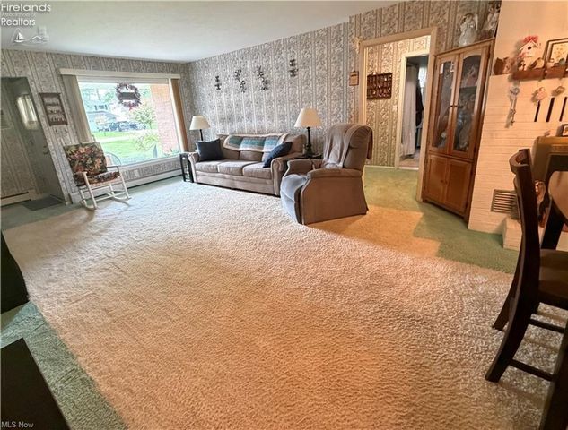 4291 Brendan Lane, North Olmsted, OH 44070