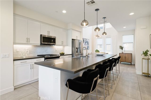 1653 Topanga, Costa Mesa, CA 92627