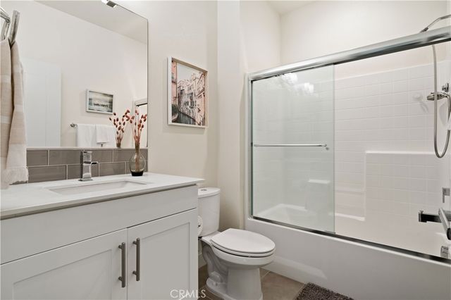 1653 Topanga, Costa Mesa, CA 92627