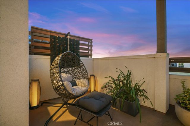 1653 Topanga, Costa Mesa, CA 92627